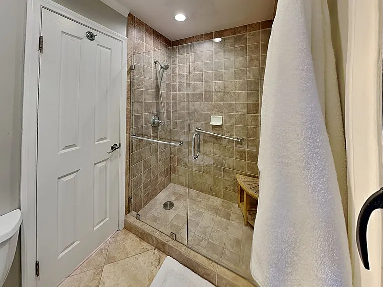 3999 Crown Point Dr #31 — Photo 12