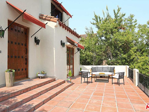 2nd image of 2337 Ronda Vista Dr