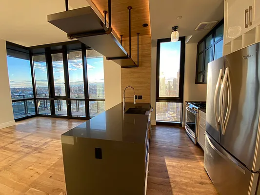 Rented by The KCI Group | media 127