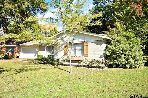 3106 S Donnybrook Ave Photo 1