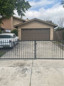 16164 Orange Ct, Fontana, CA, 92335
