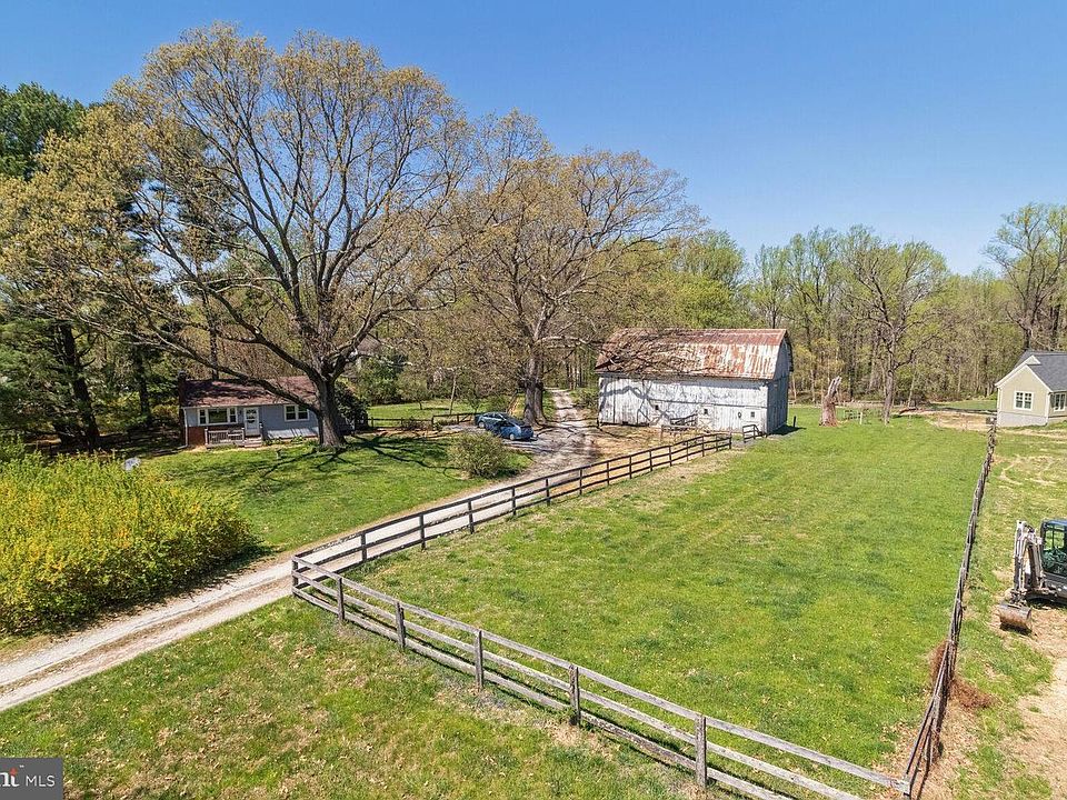1st image of 6139 Deer Park Rd