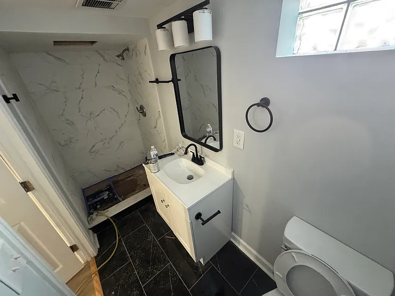 1287 Fowler Dr — Photo 3