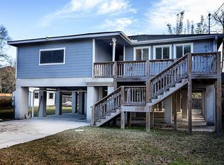 307 Lakeside Dr, Kemah, TX 77565