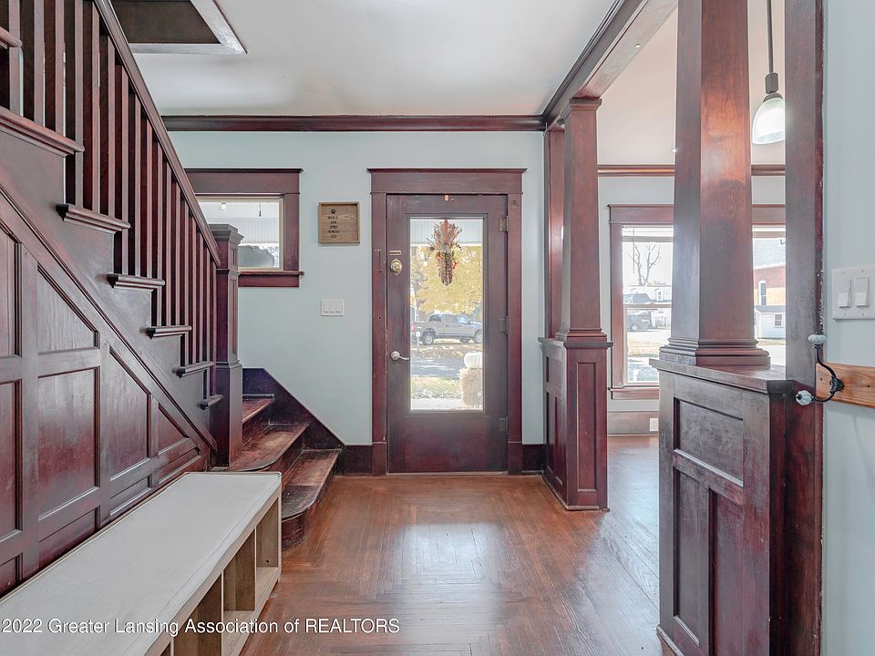 117 E Oak St, Ovid, MI 48866 Zillow