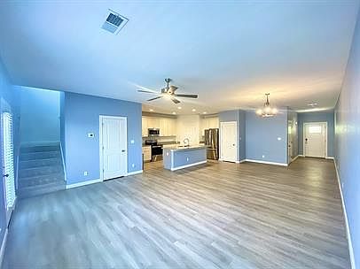 2nd image of 2565 Fieldsway Dr #1