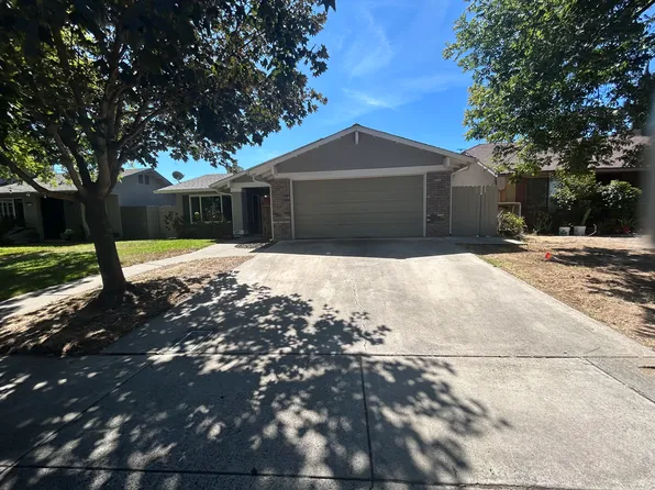 1416 Moccasin Dr, Modesto, CA 95351
