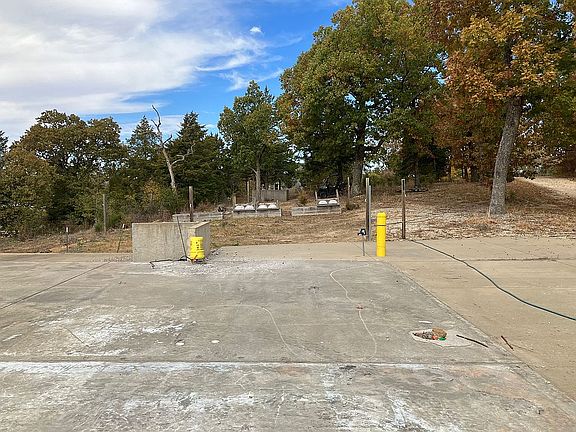 5th image of 1024 Sunset Shores Ln