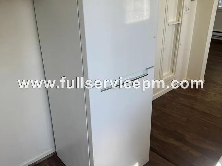 3124 Colby Ave — Photo 10