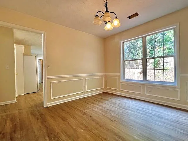 625 Waltman Point Pl — Photo 3