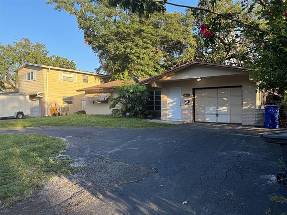 3rd image of 1412 SW 10th Street