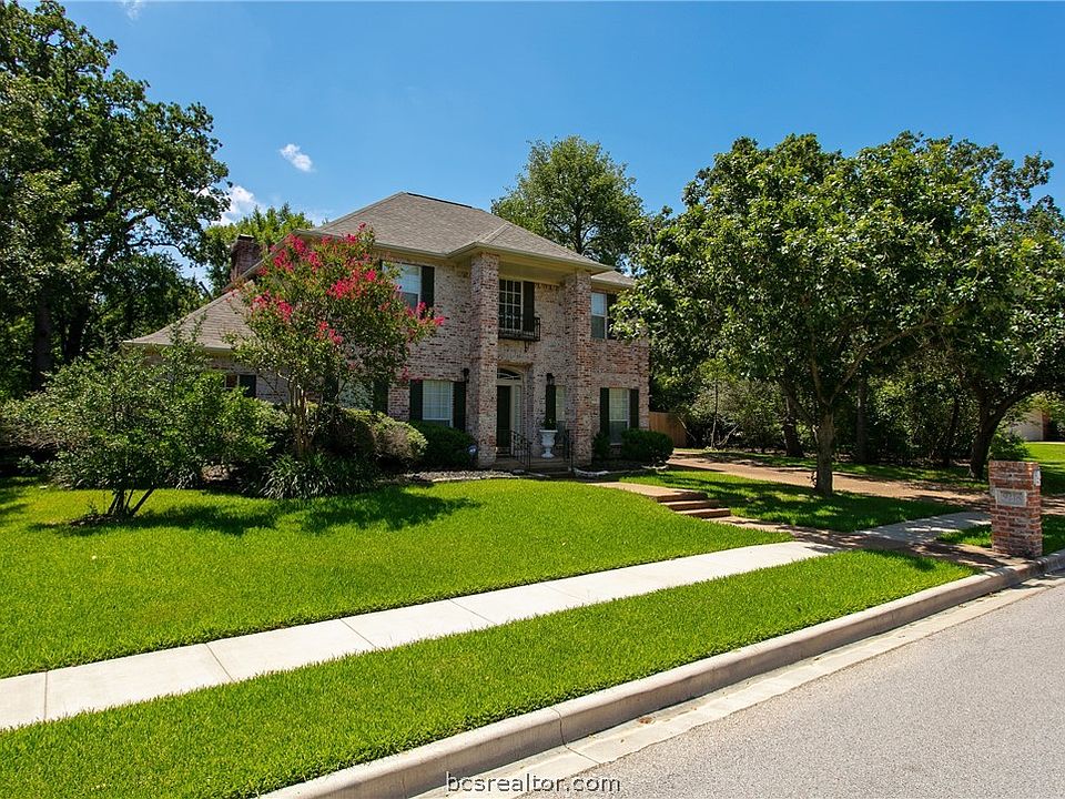1st image of 9218 Brookwater Cir