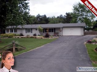 8770 Quail Dr, Belvidere, IL 61008