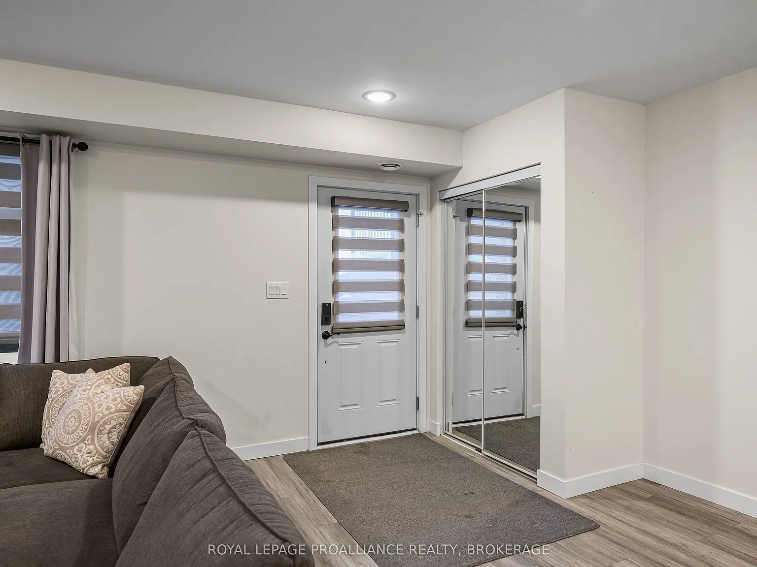 2 bed, $2,250 — Photo 2