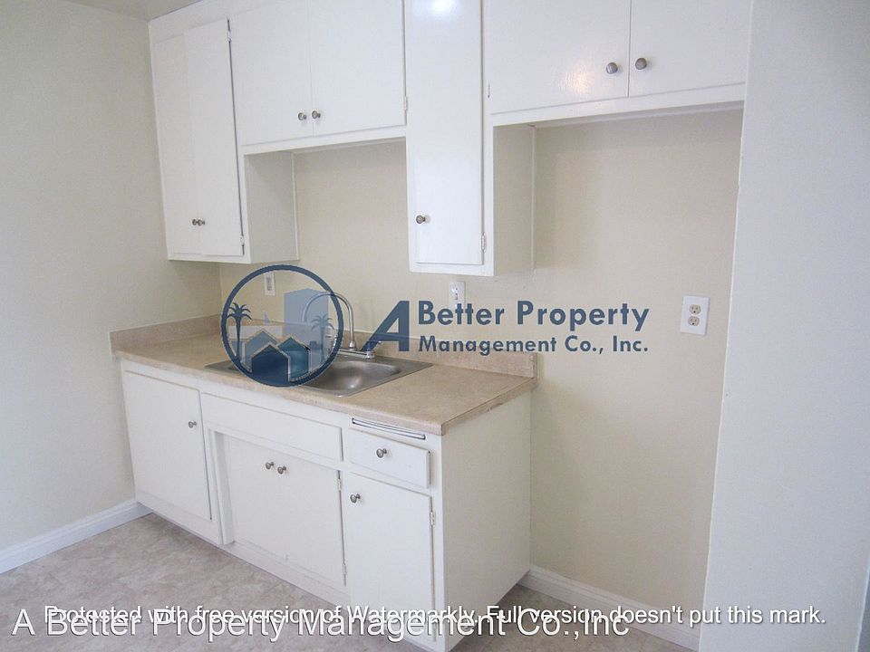 1st image of 1000 E 32nd St APT C