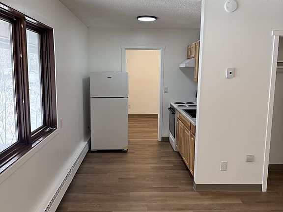 3rd image of 401 Slater St