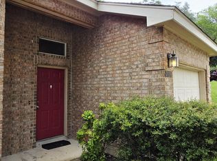 7126 Tourant Rd, San Antonio, TX 78240