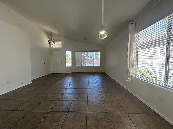 3rd image of 3861 E Redfield Ct