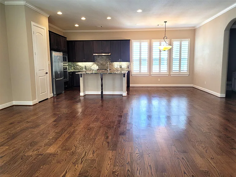 1508 Fowler St — Photo 13