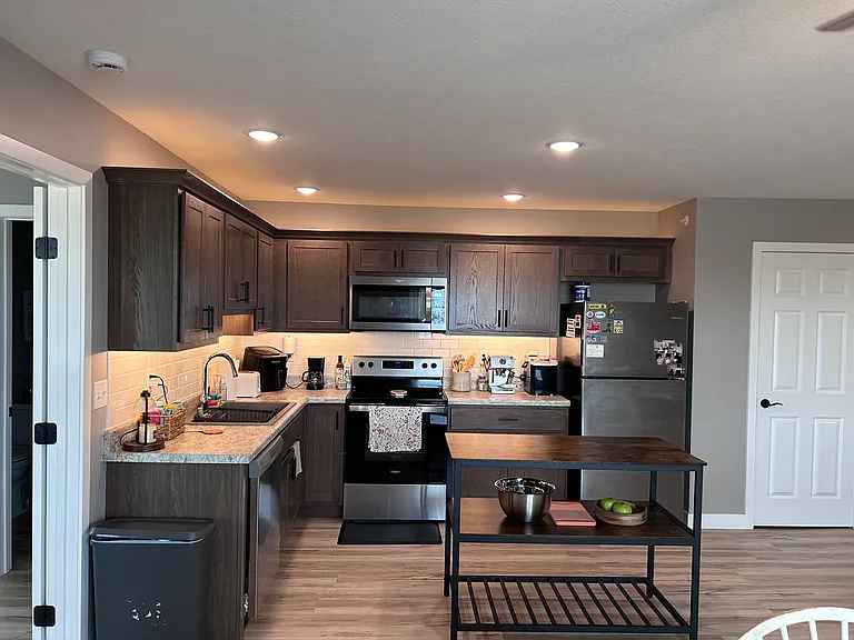 170 E Clay St #5 — Photo 9