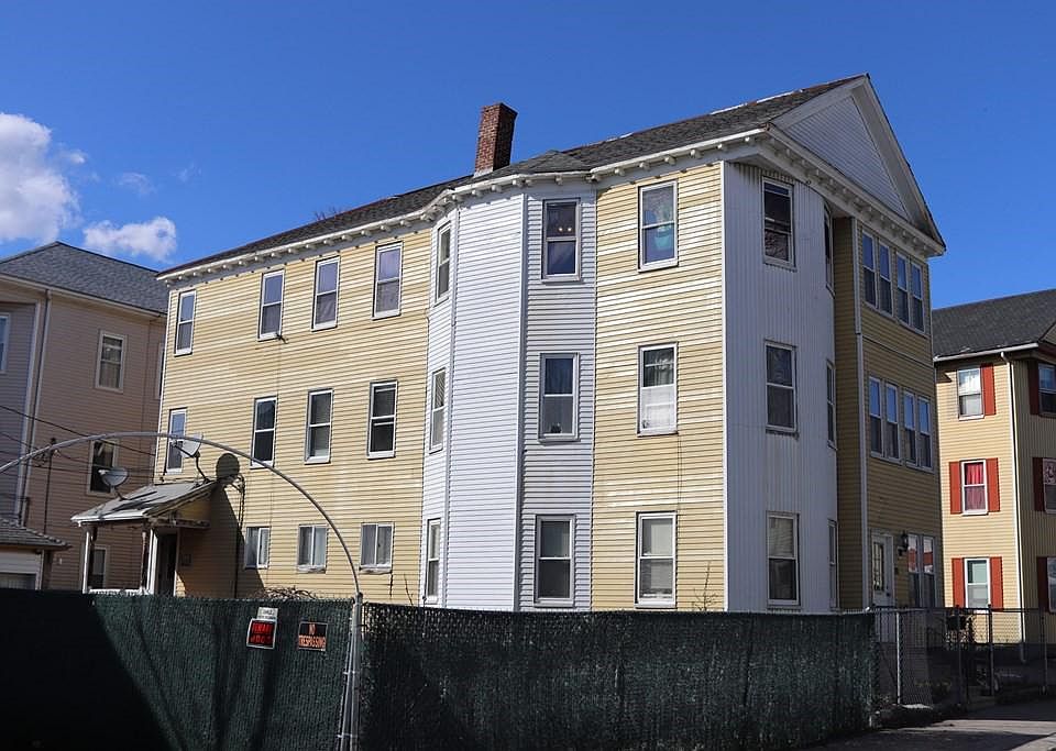 1st image of 26 Fairbanks St