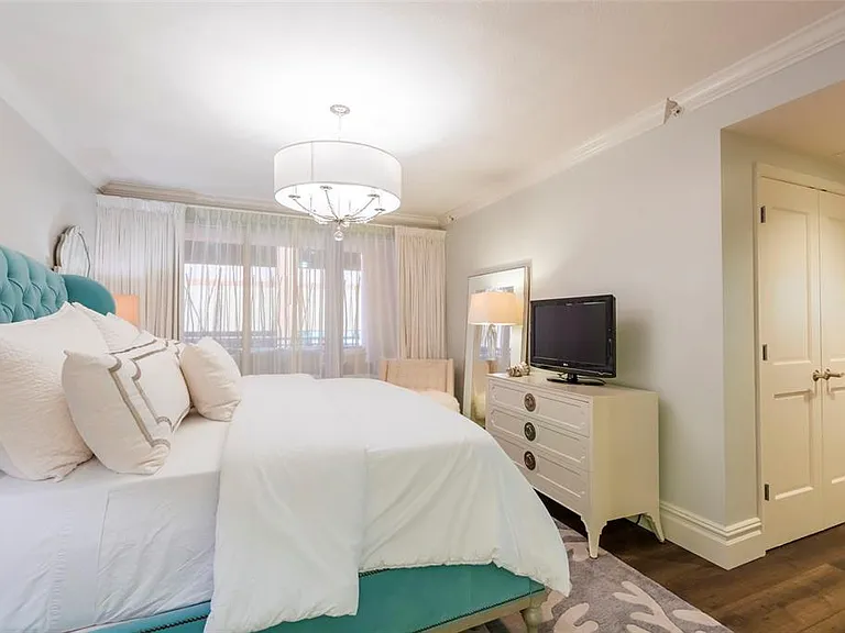 301 S Gulfview Blvd #304 — Photo 36