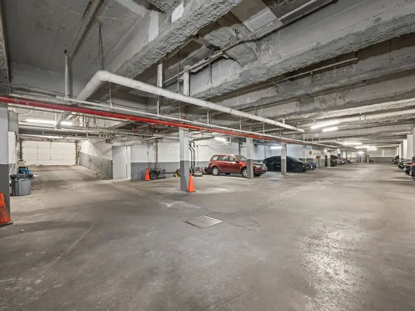 1577 East 17th Street image 21 of 24