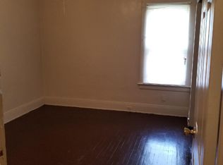 1889 Mannering Rd, Cleveland, OH 44112