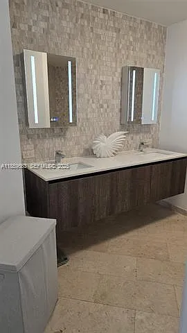 68 SE 6th St #2412 — Photo 21