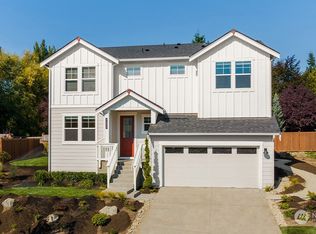 7432 NE 203rd St #4, Kenmore, WA 98028