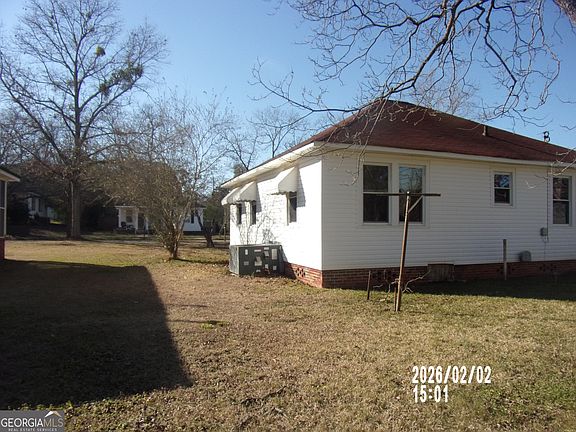 5th image of 108 R St