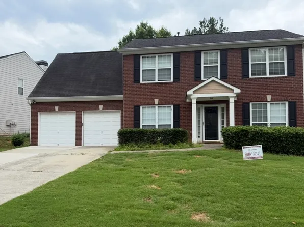 1961 Ashwood Grove Dr, Snellville, GA 30078