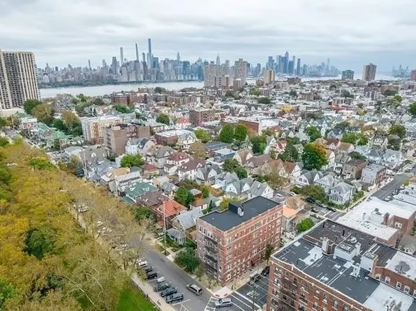 7812 Hudson Ave APT D2, North Bergen, NJ 07047