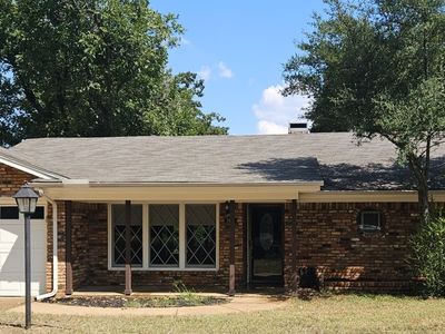 1905 Nottingham Blvd, Fort Worth, TX, 76112