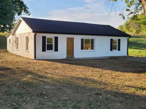 1565 Sample Rd, Oxford, OH 45056