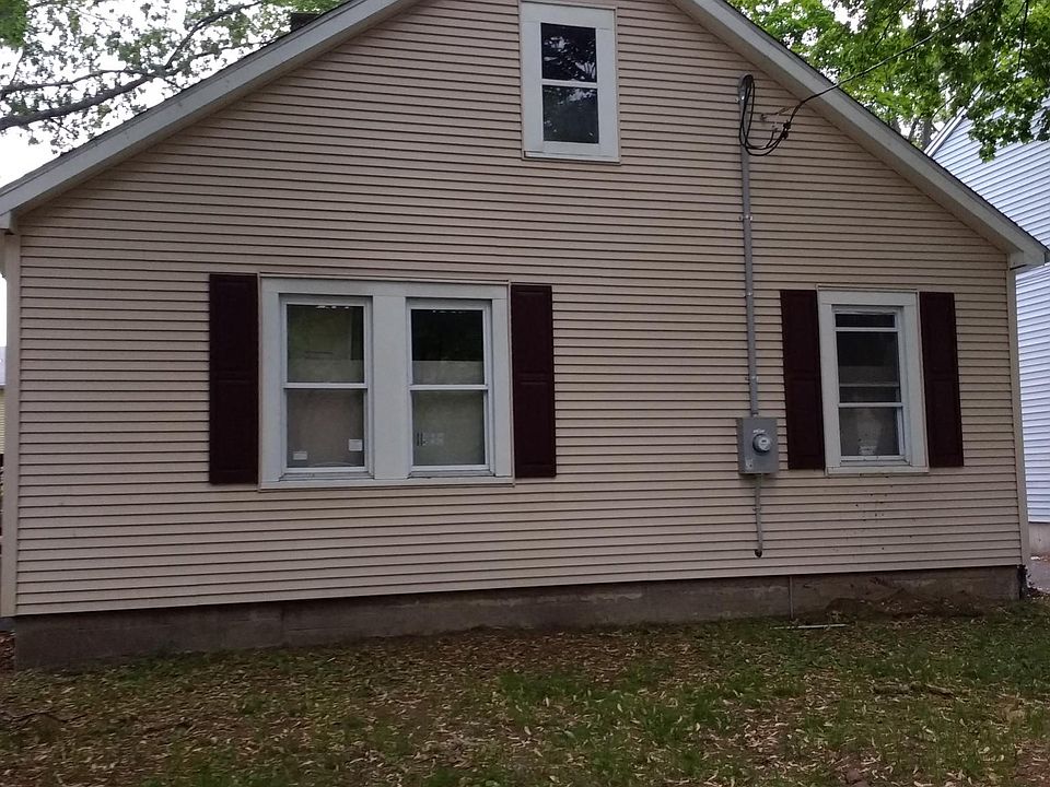 2nd image of 126 Methuen St