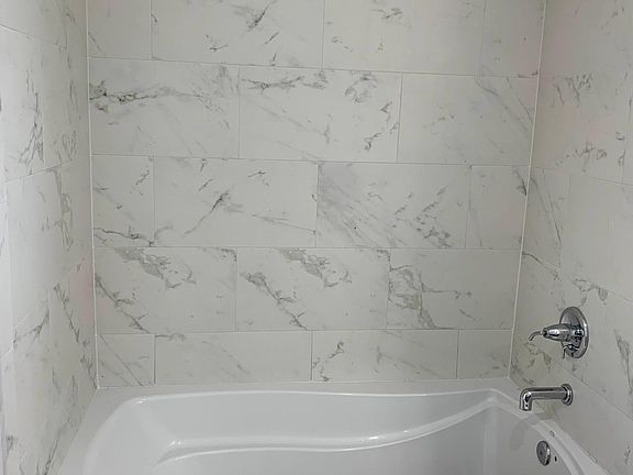 4th image of 150 E Robinson St Unit 3405