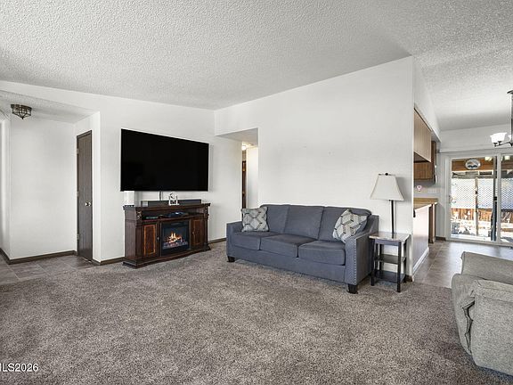 4th image of 8455 Red Baron Blvd