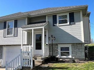 2414 Pearson Cir, Harrisonville, MO 64701