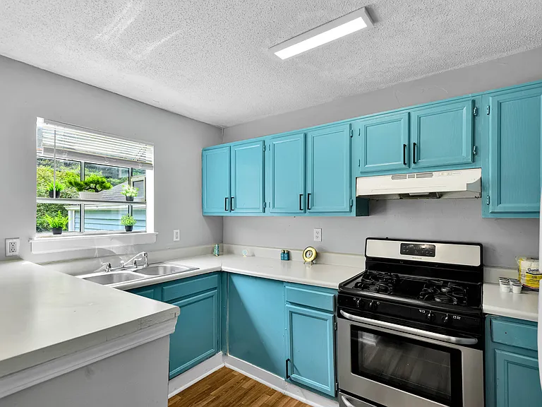 5626 Pine Gate Dr — Photo 14