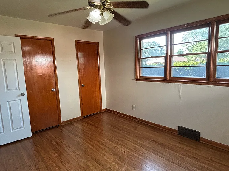 1321 E Wassall St — Photo 6