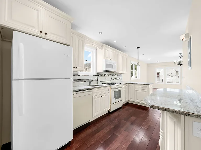 620 McGillvray Pl #1 — Photo 4