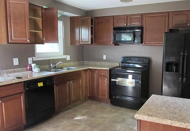 2nd image of 508 Aspen Dr