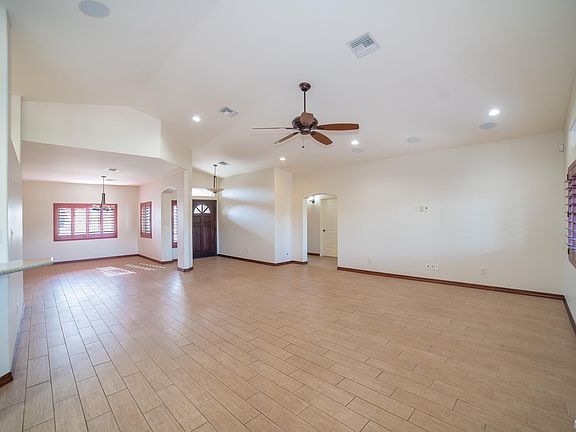 2nd image of 12453 S Ironwood Dr