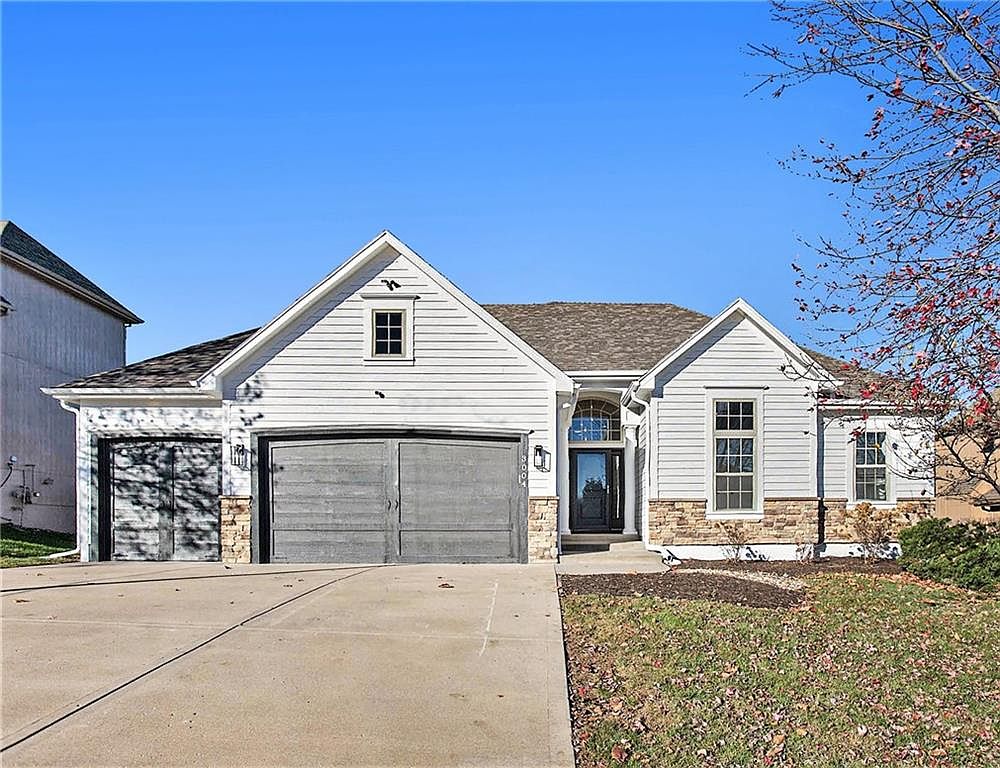 3004 NW 62nd Ter, Kansas City, MO 64151 | Zillow