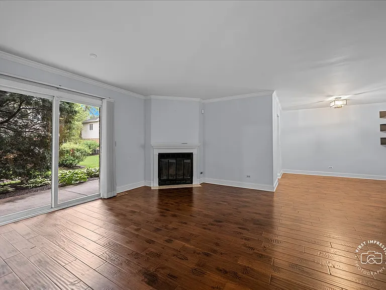 629 Dana Ct #B — Photo 3