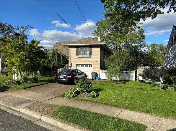 2713 Fox Road, Baldwin, NY 11510