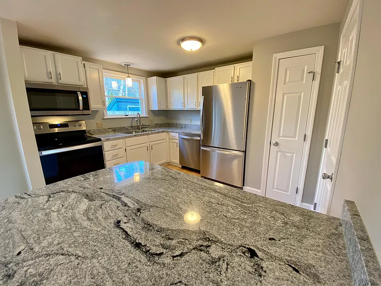 87 Baldwin Dr #87 — Photo 3