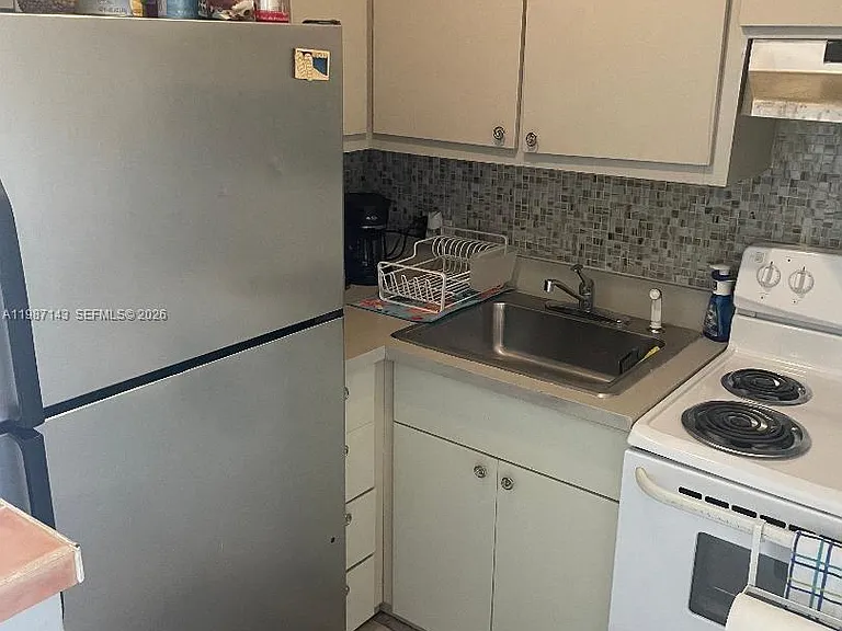 7904 West Dr #215 — Photo 7
