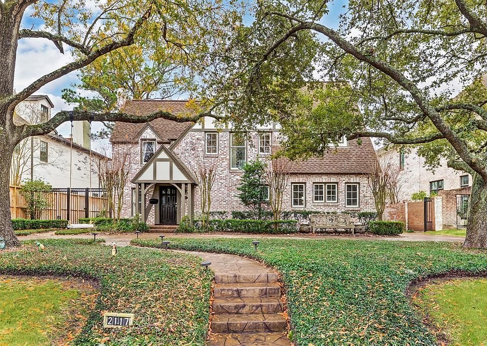 2117 Chilton Rd, Houston, TX 77019 Zillow